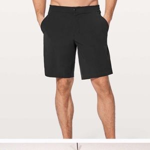 Lululemon Athletica Commission 9 Shorts Mens: 28